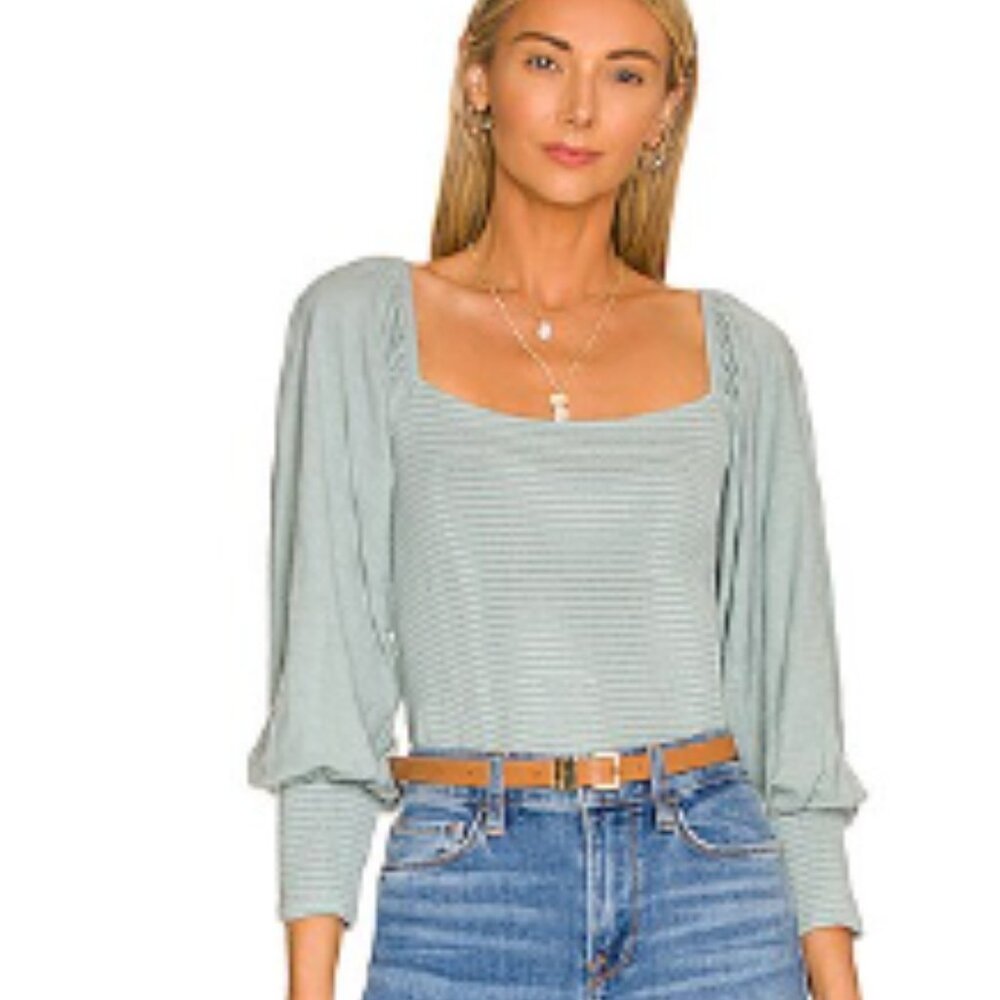 Nation LTD Iona Smocked Renaissance Tee in Dusty Blue: Size Small